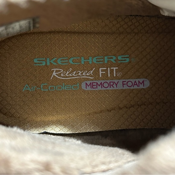 Skechers Relaxed Fit Bootie 9.5 - Picture 10 of 10